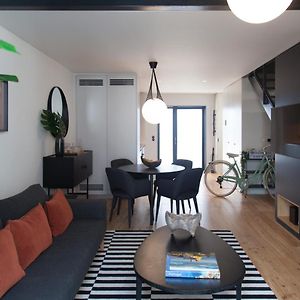 Feels Like Home Intendente Elegant Mezzanine with Balcony